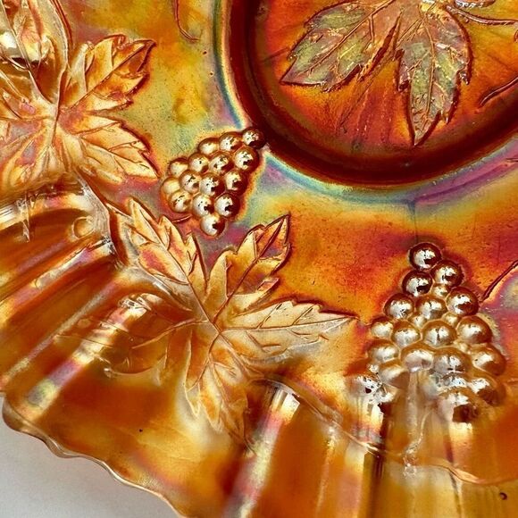Fenton marigold vintage grape bowl
